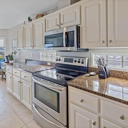 5 Bed3Bath Waterfront Pool Home With Full Gym, Office, And Heated Pool! Hernando Beach エクステリア 写真