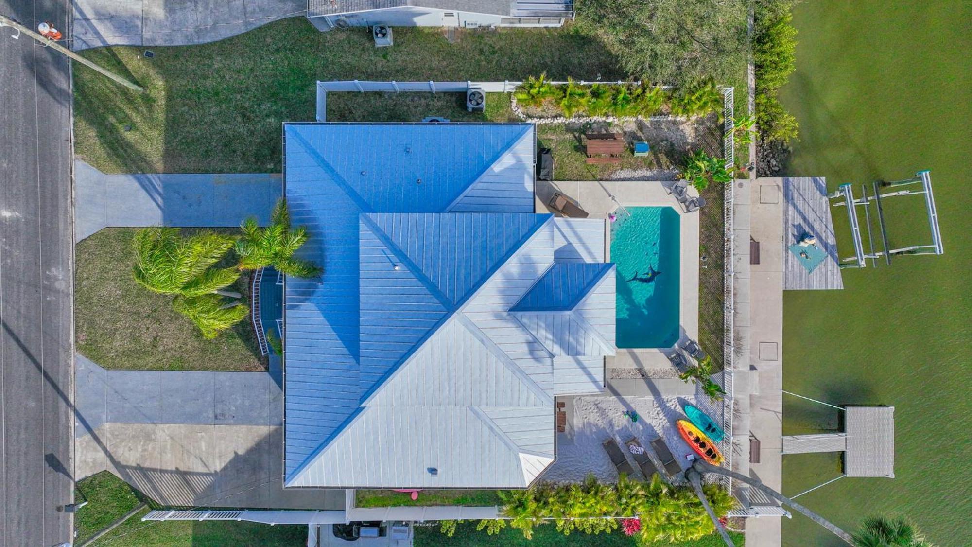 5 Bed3Bath Waterfront Pool Home With Full Gym, Office, And Heated Pool! Hernando Beach エクステリア 写真